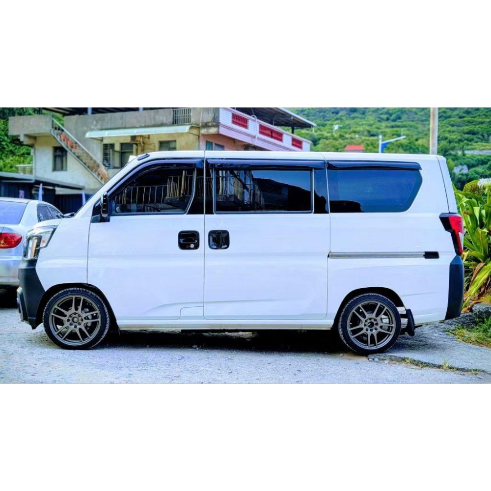 [J SPACE 廂車專用]B柱+C柱鋼琴黑飾板六件組 | 亮黑 窗柱飾條 外觀｜J SPACE配件｜SPACE改裝-細節圖8