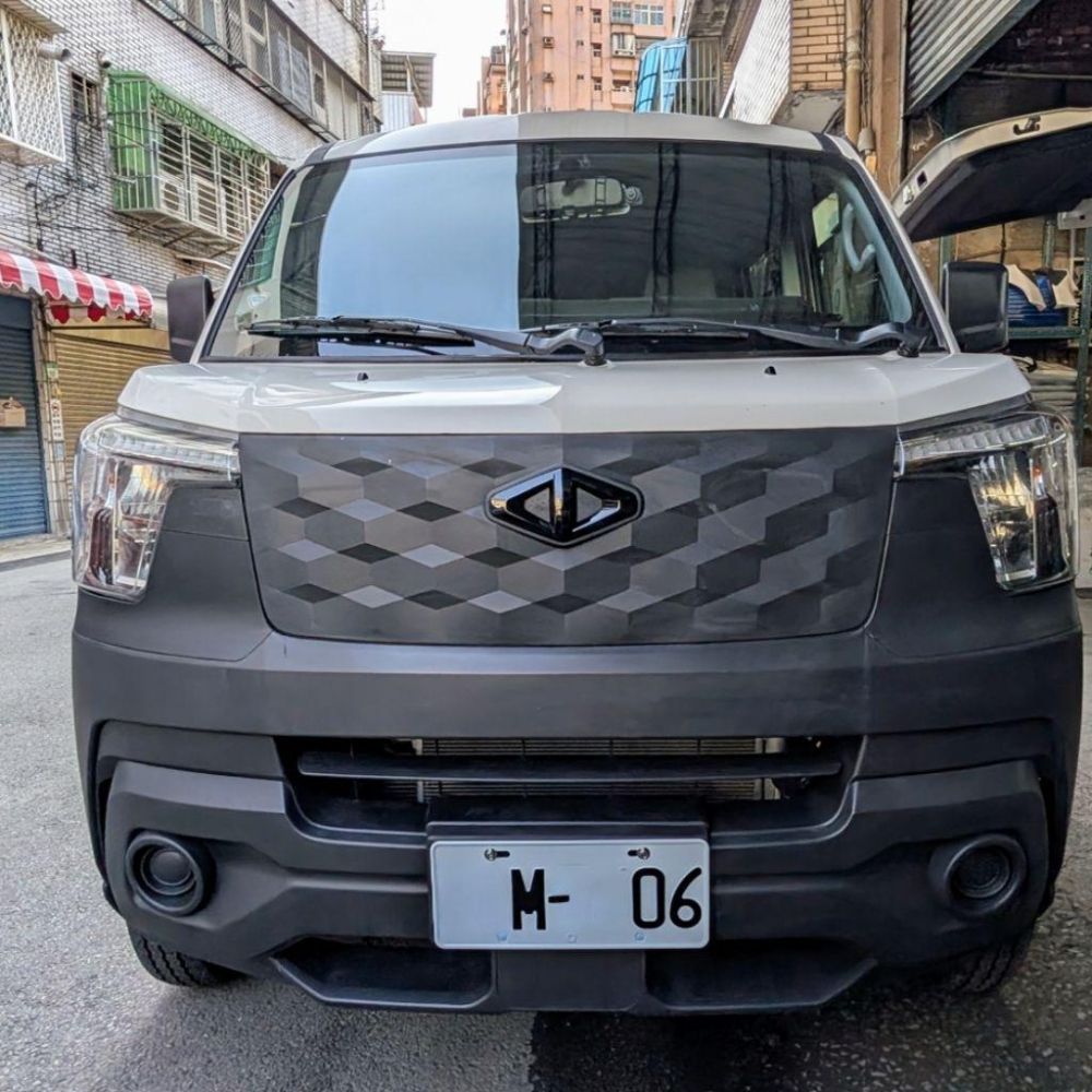 [J SPACE 廂/貨車專用]車標改色貼 - 三件全套｜個性改裝・不傷原車標｜J SPACE配件｜J SPACE改裝-細節圖2