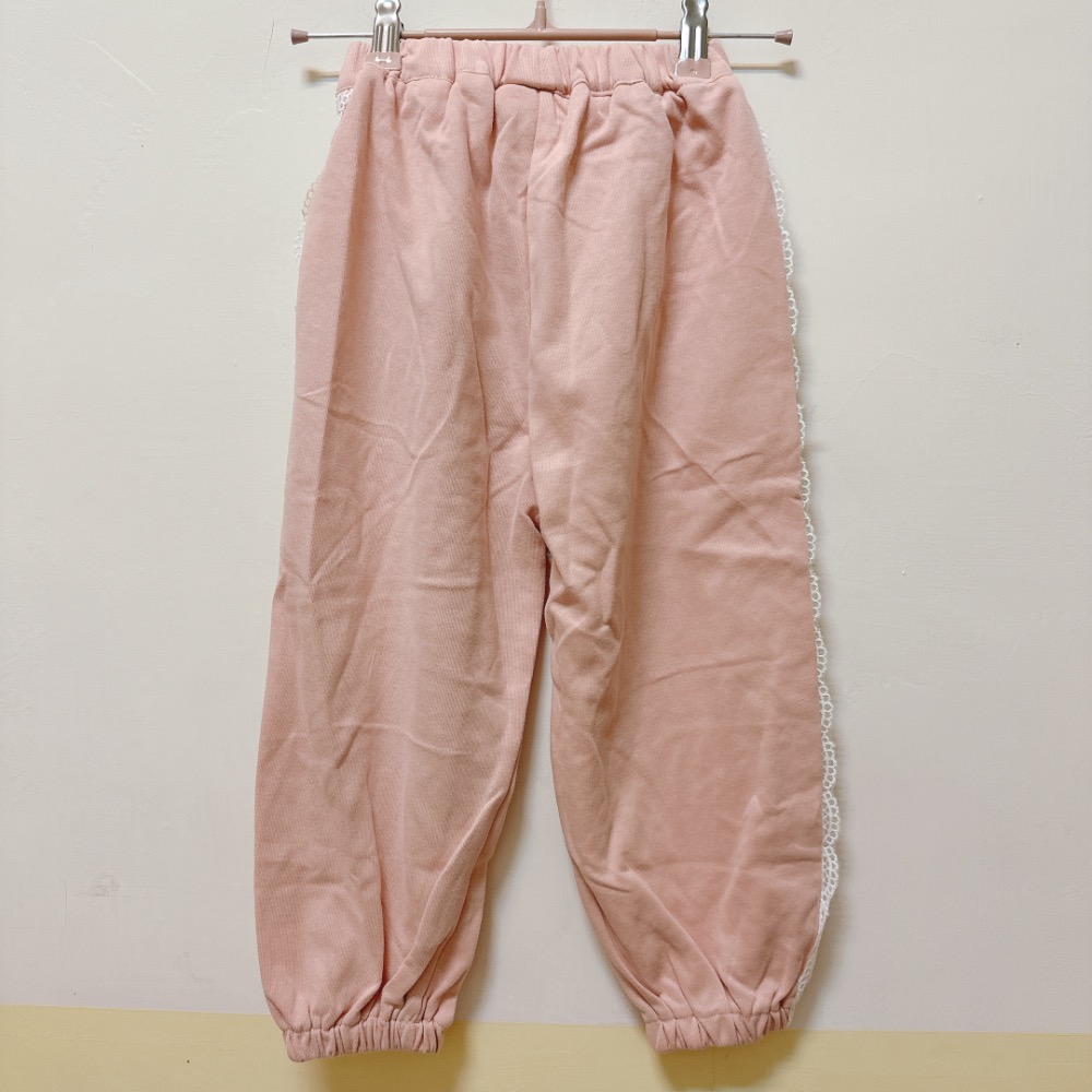 鬱金香刺繡蕾絲休閒褲 校園神褲·110碼 現貨實拍［荳荳童心飾界］-細節圖2