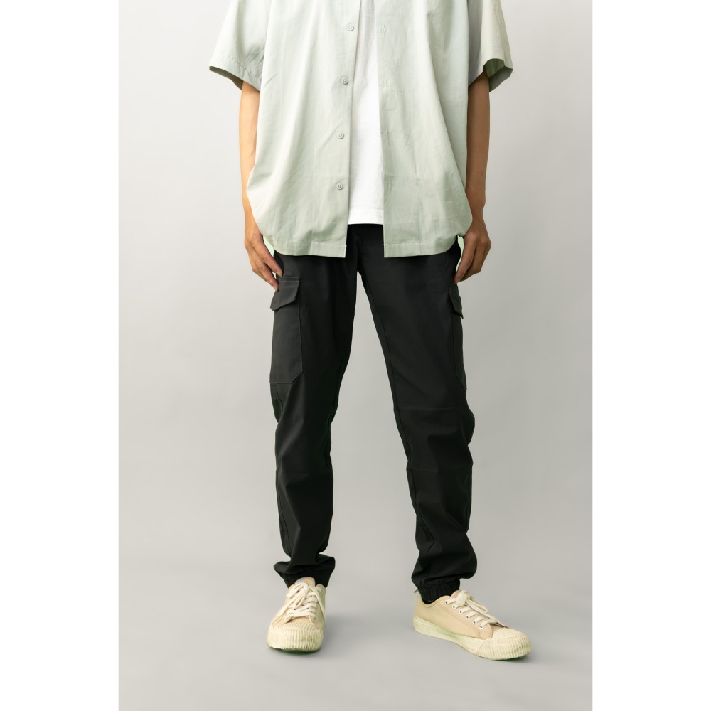 AT|日系爆彈力寬鬆工裝褲 UNIQLX同版型束口工裝褲 大尺碼工作褲 工作褲 日系工裝褲 超好穿工作褲 p9-細節圖2