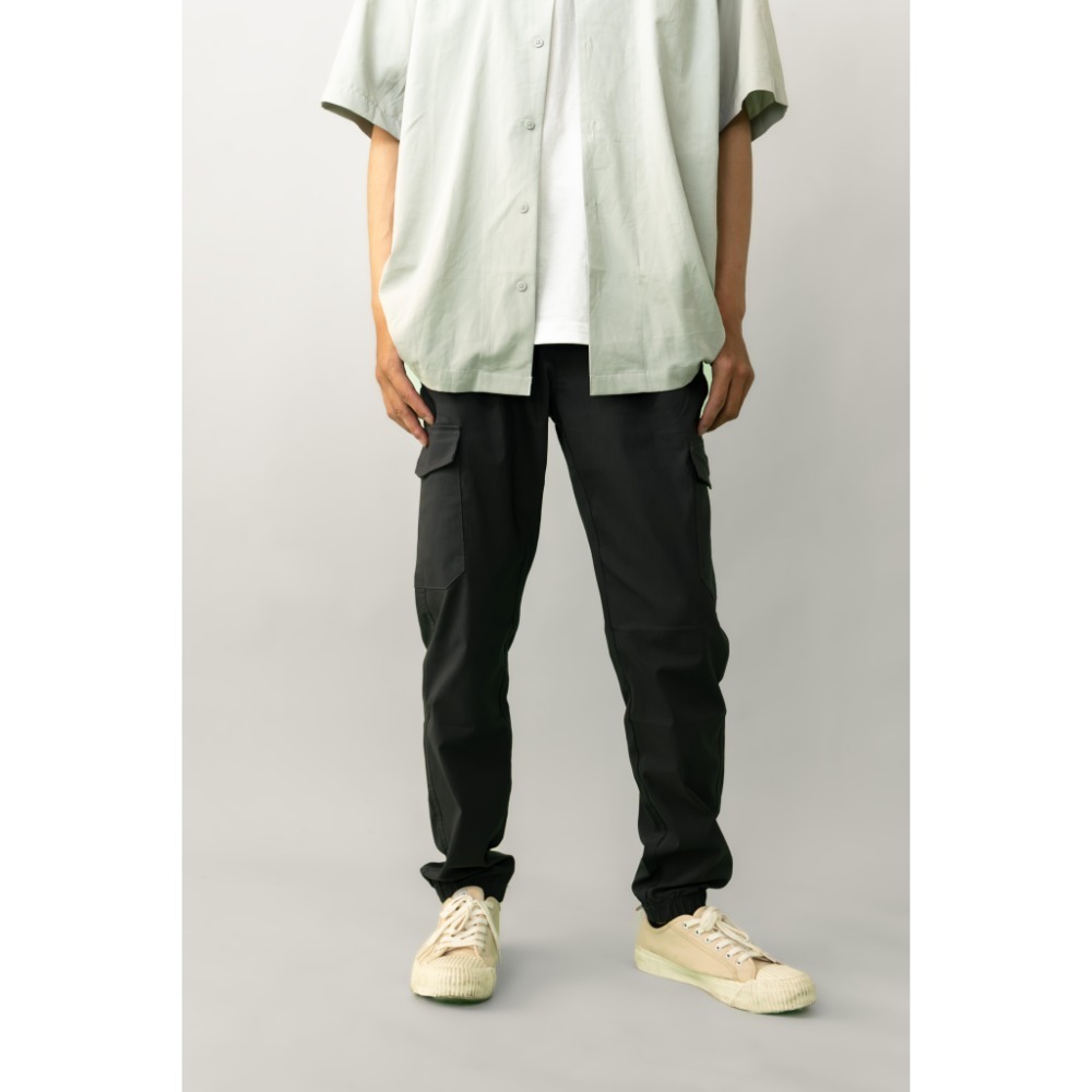 AT|日系爆彈力寬鬆工裝褲 UNIQLX同版型束口工裝褲 大尺碼工作褲 工作褲 日系工裝褲 超好穿工作褲 p9-規格圖11