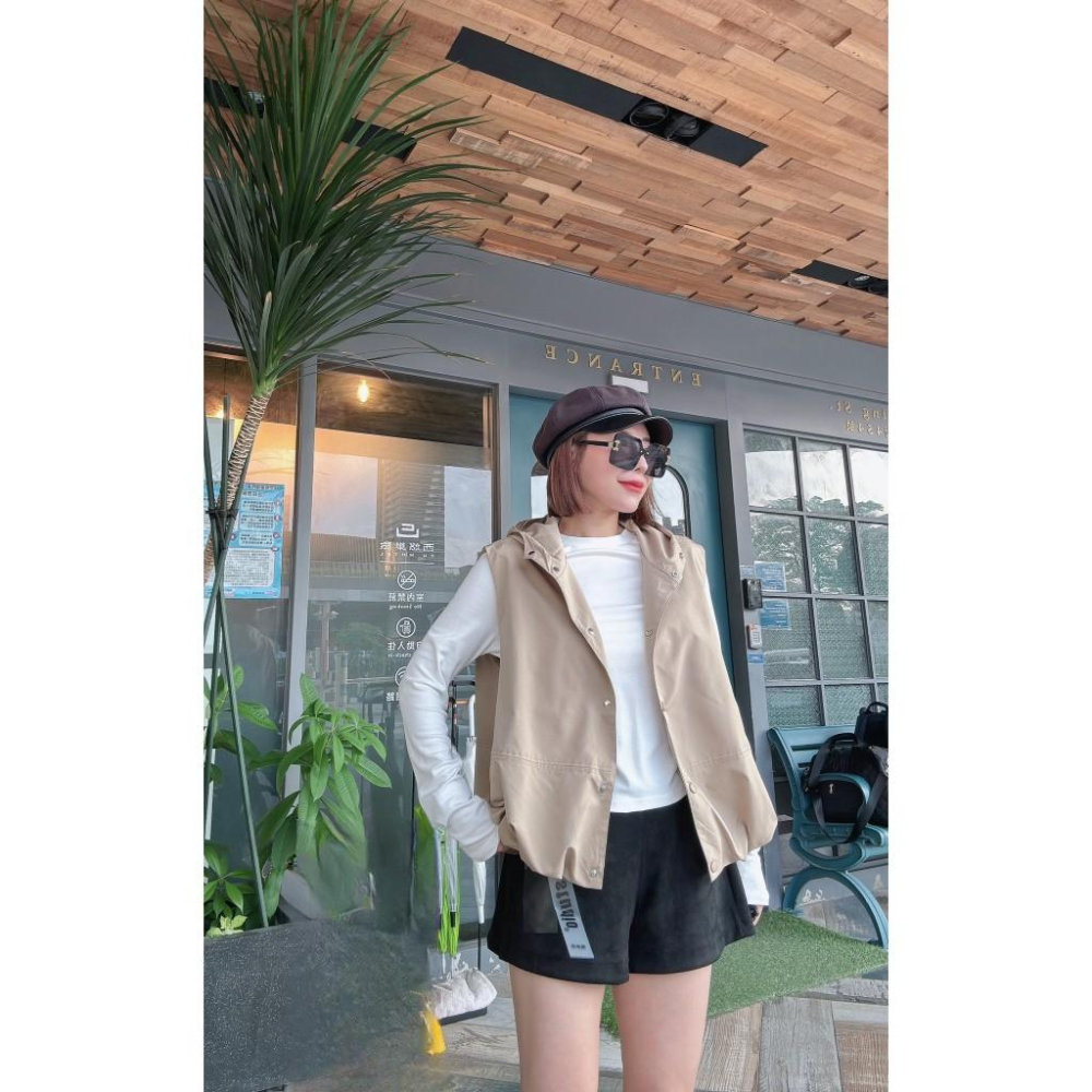 AT女裝｜全館現貨｜微肉女孩必備的單品 外搭背心外套 -2色-細節圖5