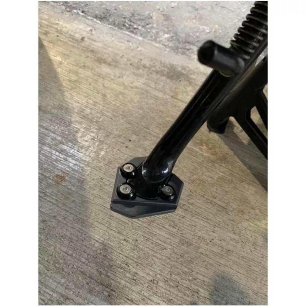 【現貨🔥附工具 好安裝】超穩 YAMAHA mt15側柱加大 mt15 側柱加大底座 mt 15 改裝 MT-15 增高-細節圖3