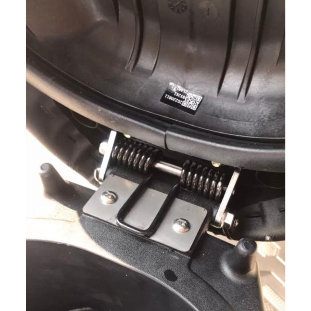 【現貨🔥附安裝螺絲】SYM DRG 坐墊彈簧 DRG 專用 座墊彈簧 DRG 坐墊 彈簧 椅墊彈簧 坐墊彈簧 機車精品-細節圖3