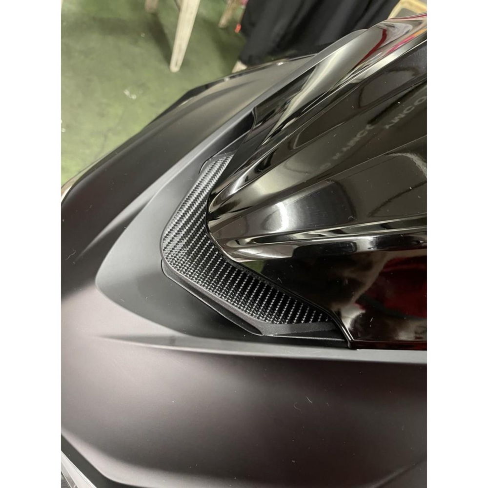 krv 大盾進氣孔 3M頂級卡夢貼膜 krv180 krv 180 krv 機車百貨 krv 機車精品-細節圖3