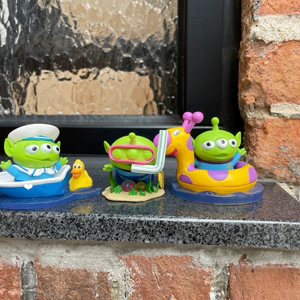 Disney 迪士尼 PIXAR 皮克斯 玩具總動員 三眼怪 三眼仔 夏日 夏季 游泳圈 濳水 帆船 海軍 擺件 卡通-細節圖9