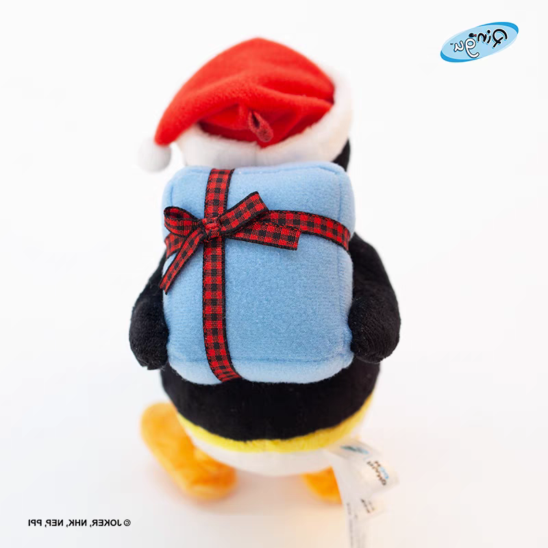 《現貨》企鵝家族 pingu 聖誕節 背禮物 娃娃-細節圖2