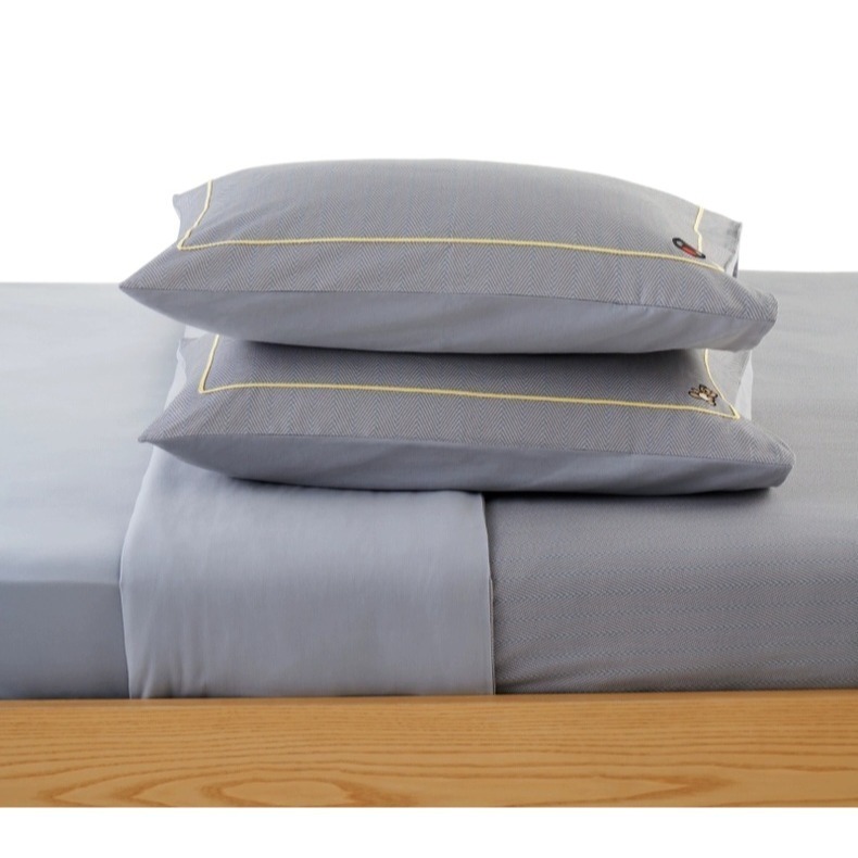 《預購》企鵝家族 pingu 床單 枕頭套 被套 床包3件組 灰色-細節圖2