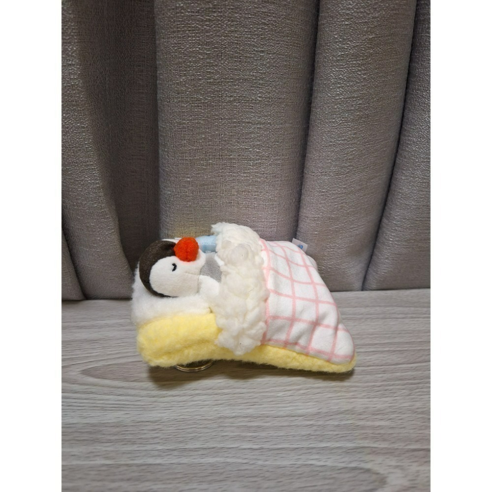 〈預購〉企鵝家族 pingu pinga 被窩睏睏 娃娃 睡覺 吊飾睡眠-細節圖8