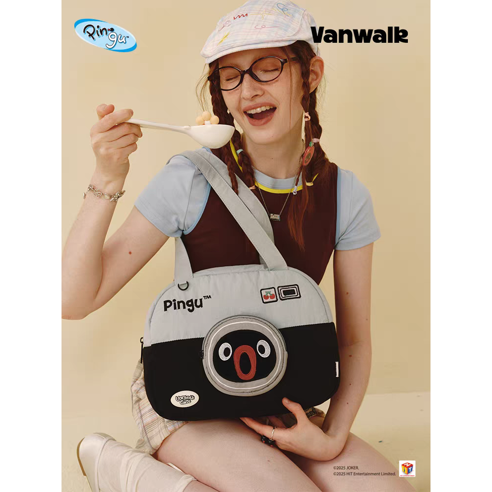 〈預購〉企鵝家族 pingu pinga 相機造型 肩背包 旅行-細節圖3