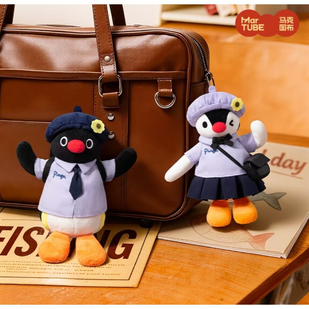 〈預購〉企鵝家族 pingu 泰國 學生 制服 娃娃 吊飾-細節圖3