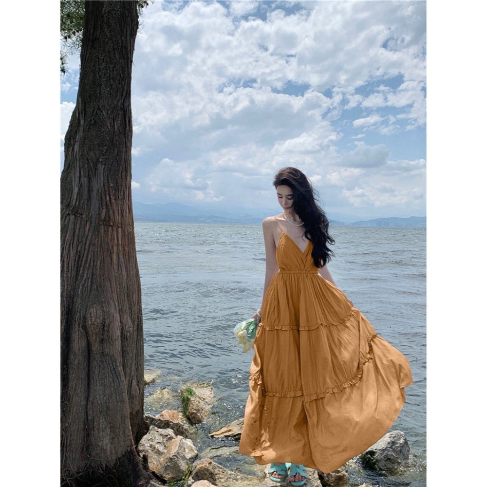 台灣現貨🔺天晴日☀️大深V 超辣 美背款 細肩 裸背 飄逸 仙度破表 連衣裙 連身裙 洋裝 美背 露肩 V領 性感 度-細節圖8