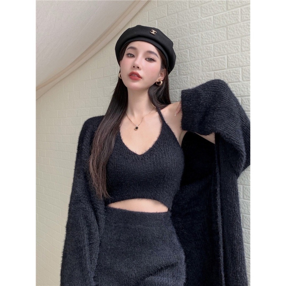 天晴日☀️超值優惠三件套 掛脖性感 細肩 仿水貂絨 親膚 三件組 套裝韓版 包臀裙 短裙韓系外套背心休閒純色-細節圖5