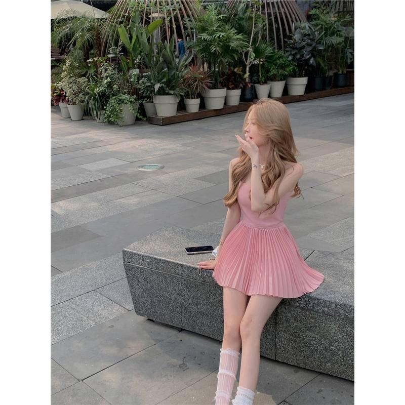 W.A.N.Y.I  粉色露背吊帶百褶連衣裙-細節圖7