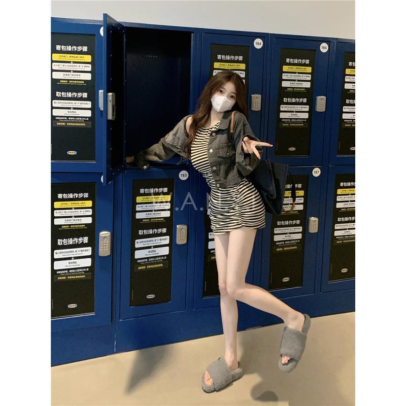 W.A.N.Y.I 辣妹條紋掛脖吊帶連身洋裝-細節圖4