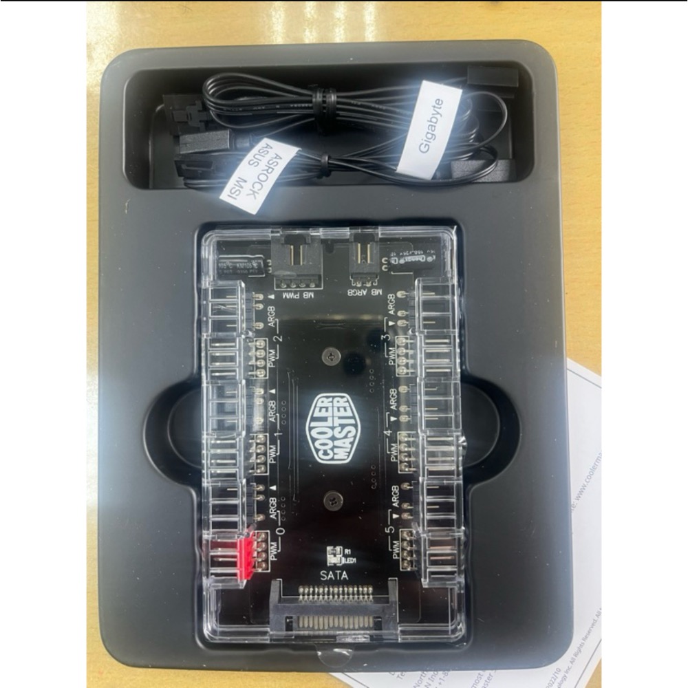 Cooler Master 酷碼 MasterFan ARGB & PWM HUB 1分6 Port 集線器-細節圖2