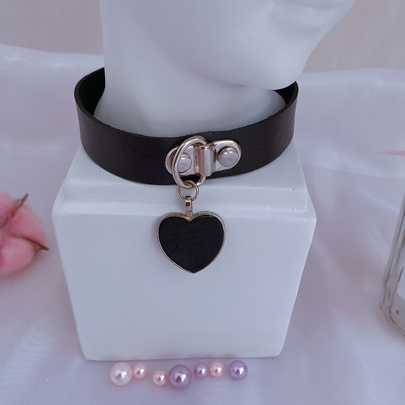 💦格雷房間💦現貨 頸鍊 項圈 項鍊 頸環 脖環 愛心頸鍊 牽引繩 情趣項圈 角色扮演 蘿莉女僕 BDSM SM27-細節圖3