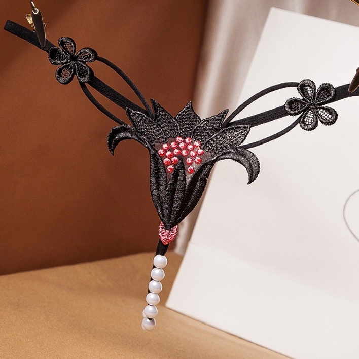 💦格雷房間💦現貨 丁字褲 女生內褲 性感火辣 情趣內褲 鏤空 珍珠按摩 低腰 內褲 誘惑 花朵丁字褲 女性內褲 V04-細節圖2