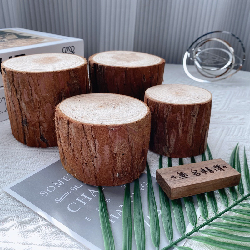 現貨🔺增高木樁 帶樹皮 木墩 樹幹 木塊 公仔展示 增高架 居家裝飾 拍照道具 店面佈置 木片 侘寂風 原木 水晶展示架-細節圖4