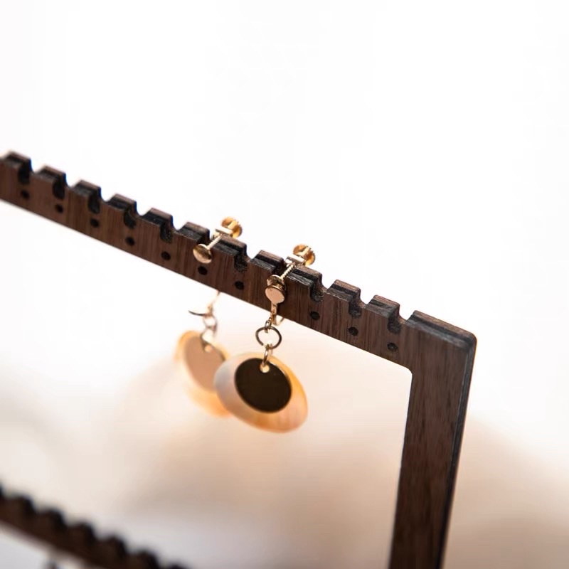 現貨🔺木質 胡桃色 耳夾耳扣耳環 架子 展示架 飾品收納 掛項鍊 黑胡桃 大容量 飾品架 飾品擺攤 直播 道具-細節圖5