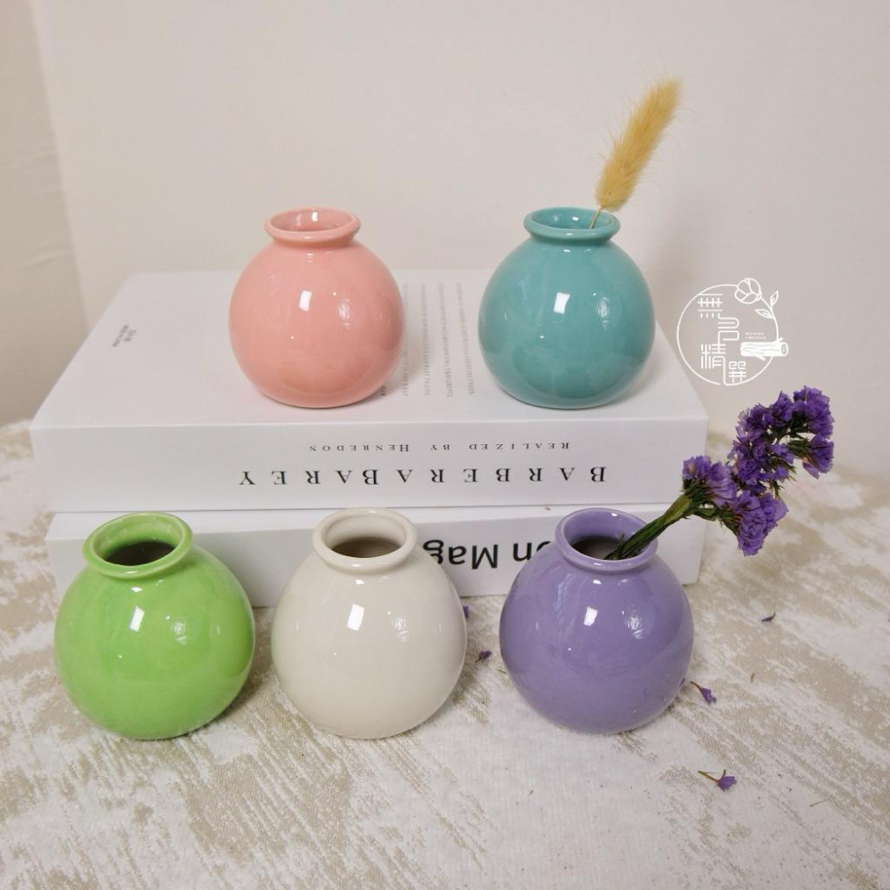 現貨🔺多色 圓形陶瓷小花瓶｜有錢花花瓶 日式簡約軟裝 擺拍道具 迷你乾燥花瓶 桌面小擺件 INS風水培花器 陶瓷花瓶-細節圖6
