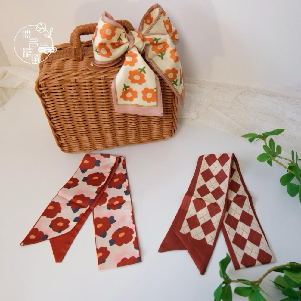 現貨🔺花園絲巾｜雙面圖案 美感小物｜包包裝飾絲帶｜提籃蝴蝶結配件｜野餐風花卉｜野餐 包包絲帶 禮物包裝 提籃緞帶 拉菲草-細節圖5