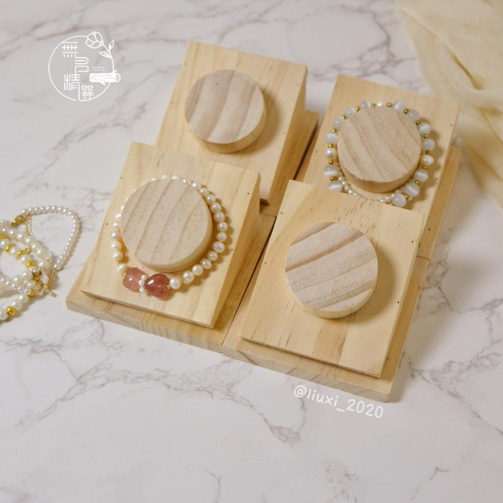 現貨🔺傾斜角度手環座｜手工木作｜手鍊展示架｜手作飾品架｜木製展示｜木製拍照擺設｜手作品牌必備 飾品展示架 手作水晶串珠-細節圖6