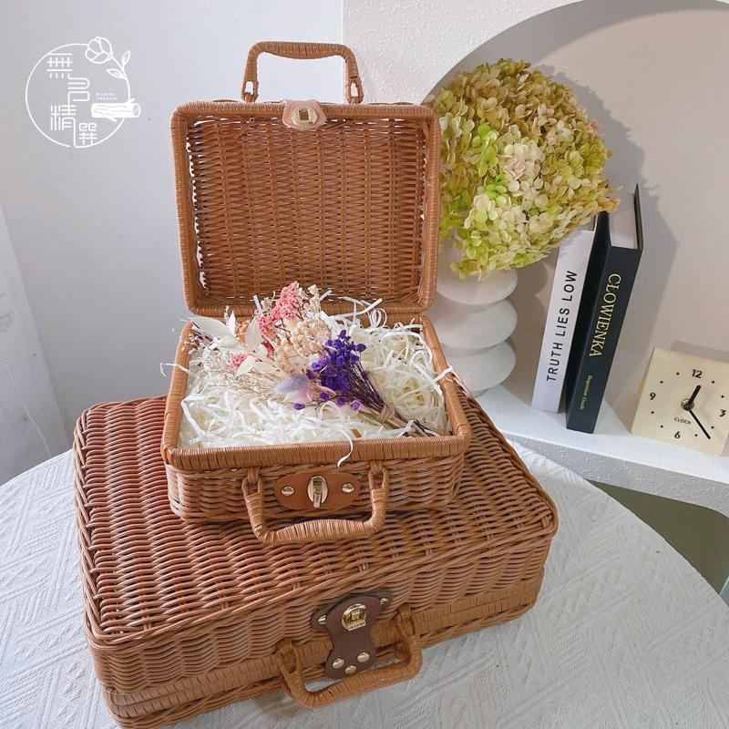 現貨🔺藤條手提箱｜野餐籃 藤箱 編織籃竹藍｜鄉村風道具 拍照道具 中秋節禮品包裝 收納盒 復古手提箱 禮盒包裝 伴手禮盒-細節圖6