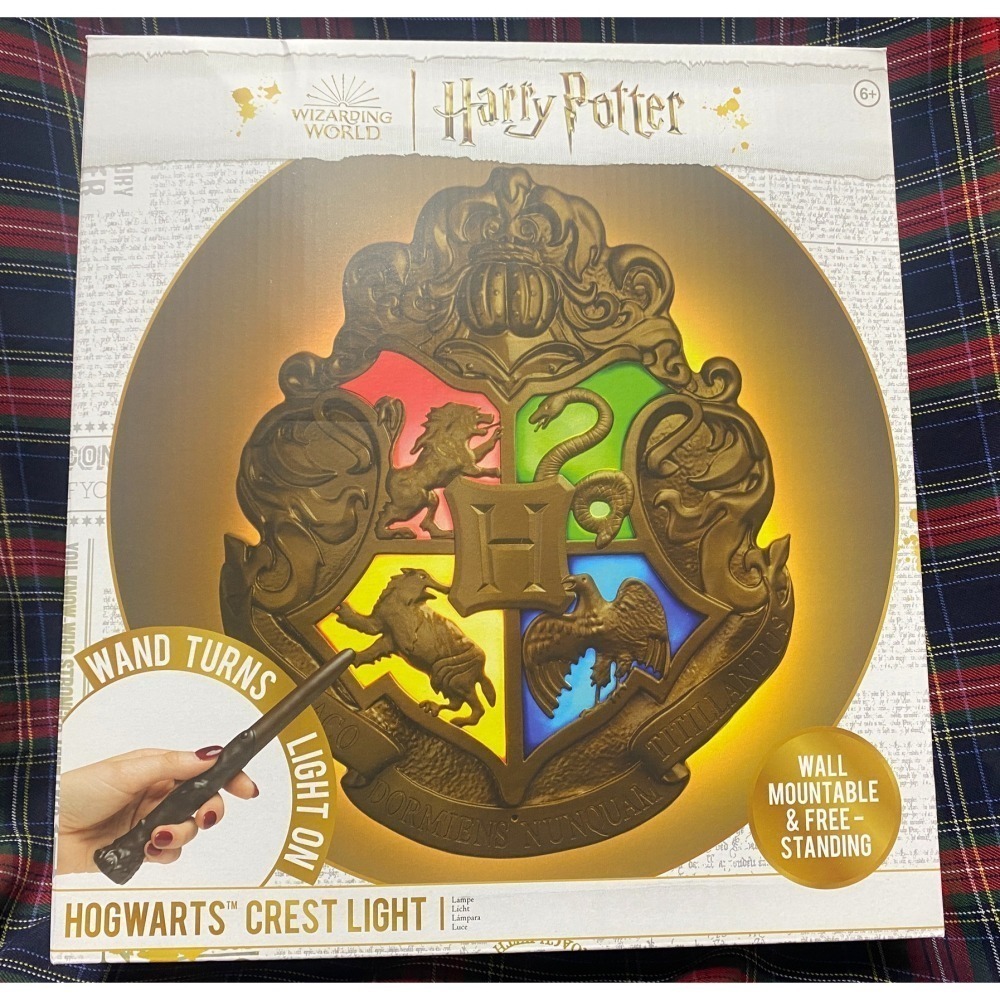 現貨-霍格華兹校徽LED燈與魔杖遙控器套組 兩段亮度調節,可壁掛/立放-細節圖5