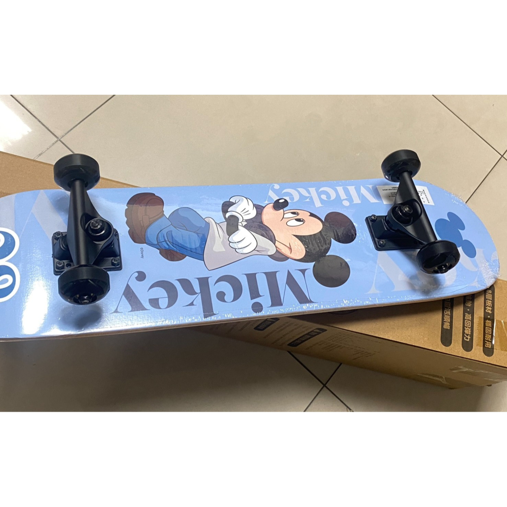 7-11迪士尼米奇滑板 迪士尼米奇與好朋友都市潮流 滑板~現貨-細節圖6