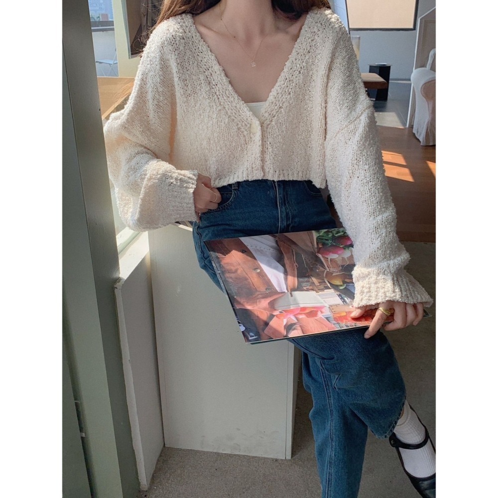 《溫柔絮語》輕吻冬日毛絨V領單釦短版外套 毛絨外套 上衣-細節圖4