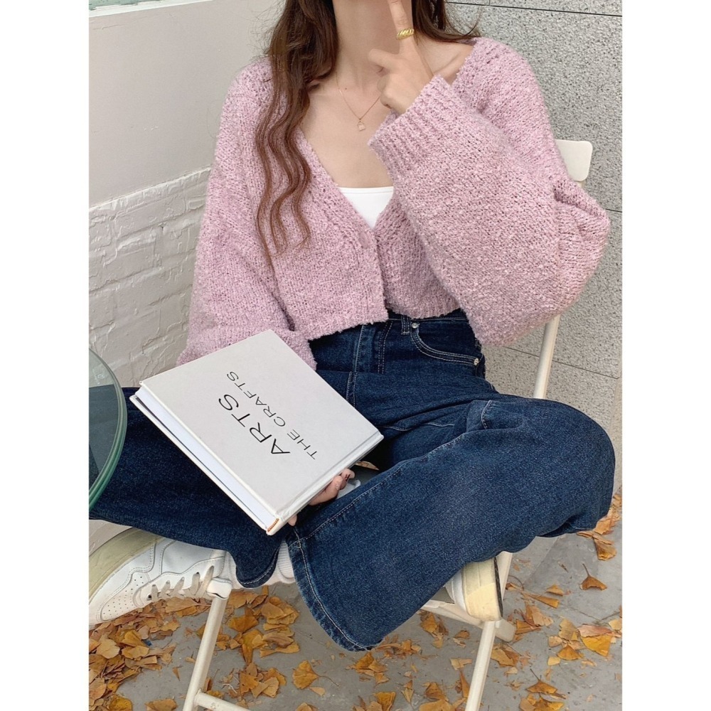 《溫柔絮語》輕吻冬日毛絨V領單釦短版外套 毛絨外套 上衣-細節圖7