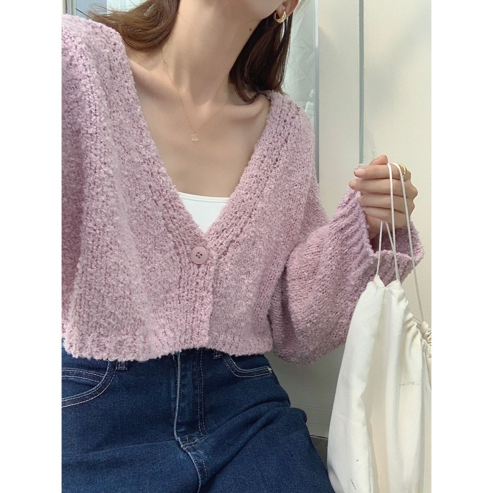《溫柔絮語》輕吻冬日毛絨V領單釦短版外套 毛絨外套 上衣-細節圖10