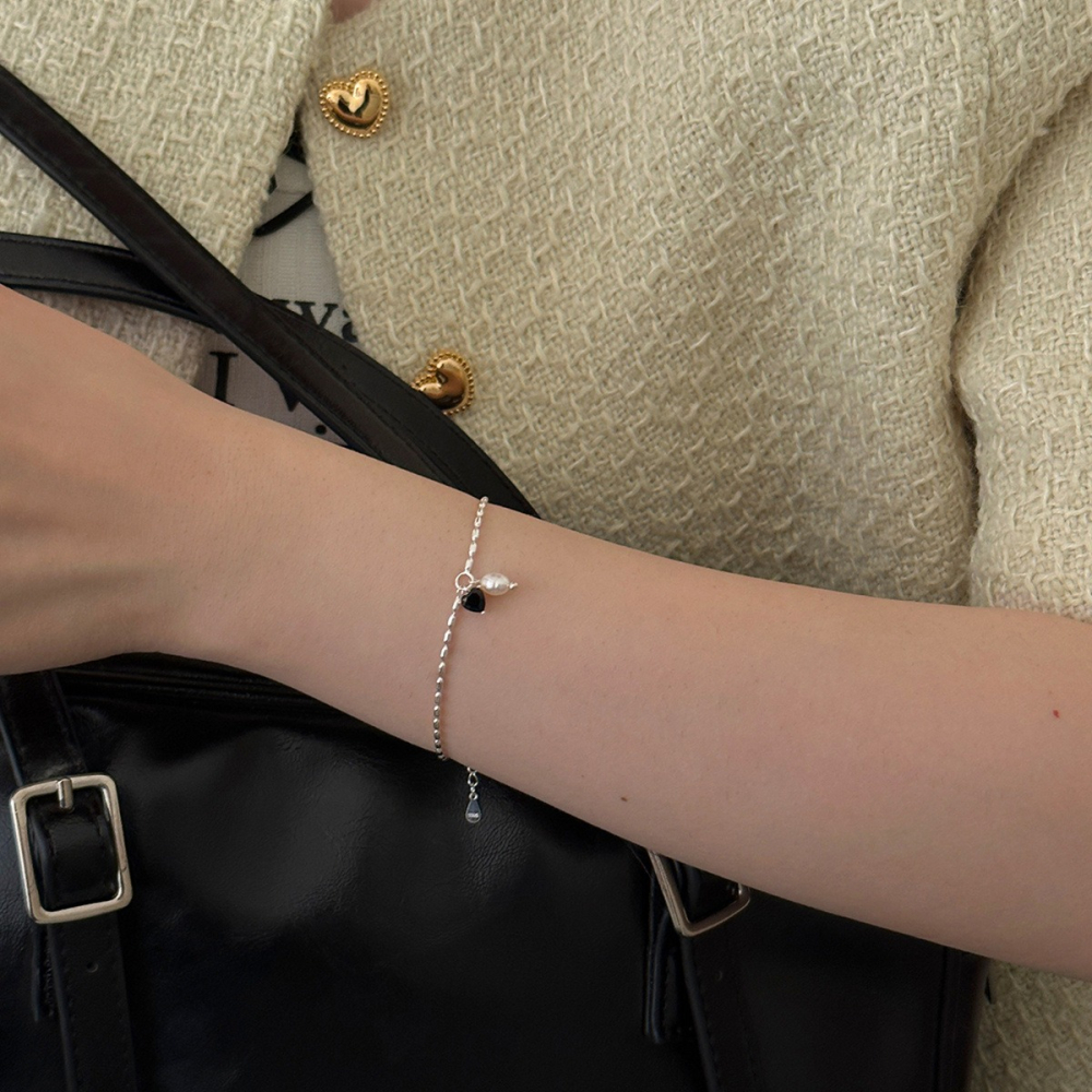 𝐿𝑢𝑜𝑗𝑖𝑛𝑔 ෆ 手腕上的輕奢小秘密·愛心鋯石珍珠米珠s925純銀手鍊｜純銀手鏈｜少女感配飾｜珍珠手鍊-細節圖3