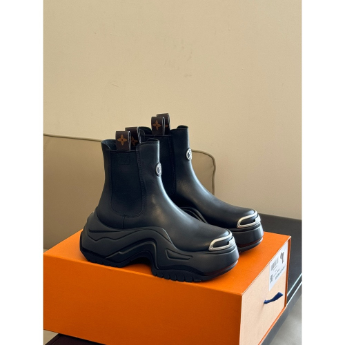 路易威登 Lv archlight2.0 切爾西短靴 6cm的增高效果，秒變長腿的節奏 鞋底高密度發泡材質