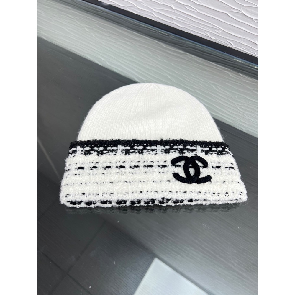 🛒𝐍𝐄𝐖 · 𝟐𝟎𝟐𝟒/爆款預定  拼色格紋圍巾 選用羊毛混紡材質 7針拔花工藝，織物表面紋路立體-細節圖2