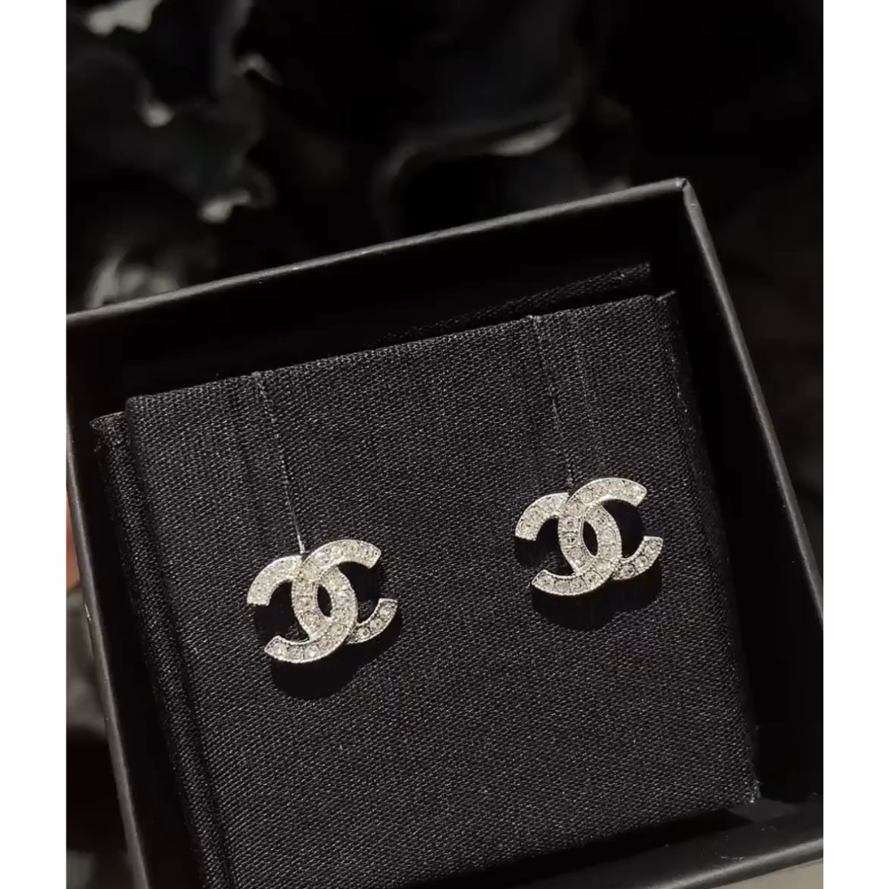 【Hermes 愛馬仕】chypre二舅鞋魔術貼涼鞋拖鞋。👊原版5250RMB購入！✨✨鞋面採用進口牛皮，墊腳混種羊皮-細節圖2