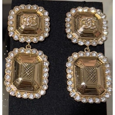 Chanel 25k 新款金色蝴蝶結珍珠字母雕花雙c水滴晶鑽蕾絲花邊耳環  雙c+珍珠蝴蝶結+大水滴晶鑽設計-細節圖2