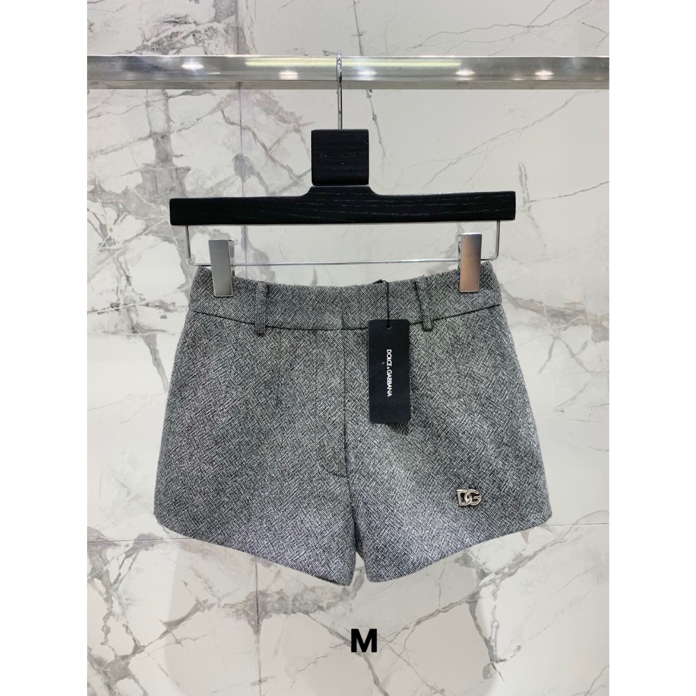 𝗖𝗛𝗔𝗡𝗘* 小香新款高腰修身彈力翻邊燙鑽小腳牛仔褲  顯腿細又高級的牛仔褲啊！“法式慵懶+高奢精緻感”-細節圖4