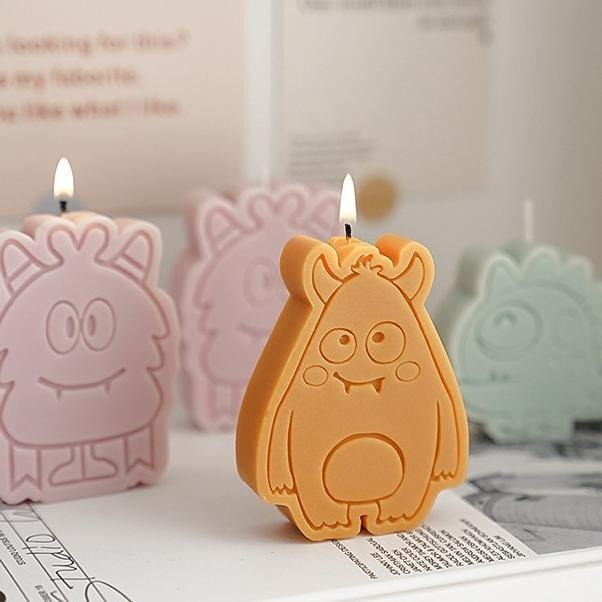【台灣現貨】萌萌可愛馬卡龍小怪獸香薰蠟燭 手作天然大豆蠟精油香氛手工蠟燭 薰香香氛 創意裝飾擺件 禮物伴手禮桌上創意擺設-細節圖5