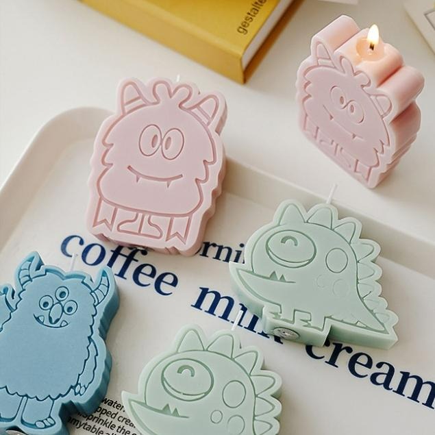【台灣現貨】萌萌可愛馬卡龍小怪獸香薰蠟燭 手作天然大豆蠟精油香氛手工蠟燭 薰香香氛 創意裝飾擺件 禮物伴手禮桌上創意擺設-細節圖9