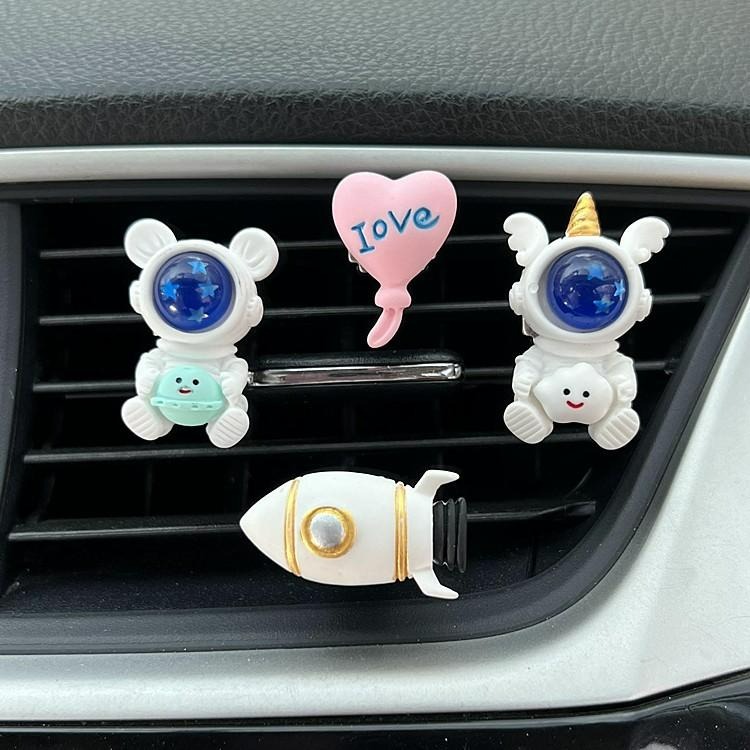 【台灣現貨】汽車出風口太空人宇航員擺件裝飾 創意可愛造型裝飾香薰 轎車汽車擺飾 空調冷氣孔 車用汽車車內車載裝飾品-細節圖5