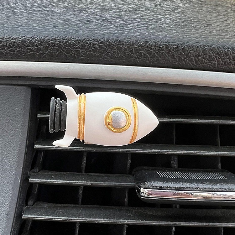 【台灣現貨】汽車出風口太空人宇航員擺件裝飾 創意可愛造型裝飾香薰 轎車汽車擺飾 空調冷氣孔 車用汽車車內車載裝飾品-規格圖11