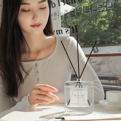 【台灣現貨】無火香薰系列 無印風扁瓶裝擴香瓶 內含擴香棒 家用室內香氛 薰香 芳香劑 設計師香調 精油香薰 空氣清新-細節圖7