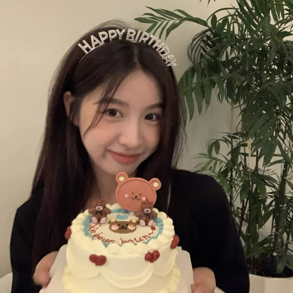 【台灣現貨】生日派對造型髮箍 生日水鑽髮箍 happy birthday生日快樂 生日慶生 生日布置 壽星造型金屬髮箍-細節圖3