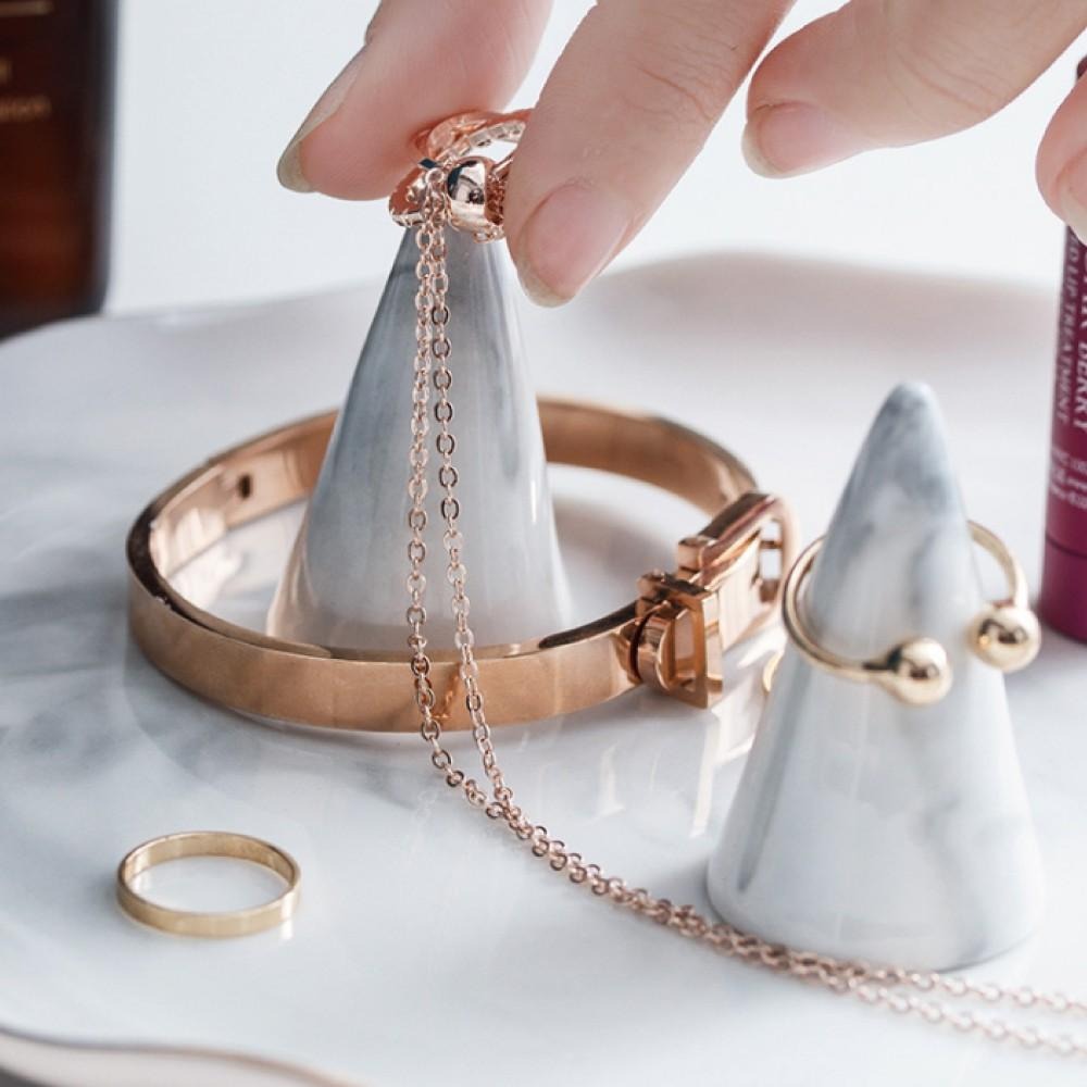 【有飾life】台灣現貨 大理石紋戒指托 大理石托盤 托盤 金字塔戒指托 首飾架 展示架 飾品架櫥窗戒指展示陳列拍照-細節圖3