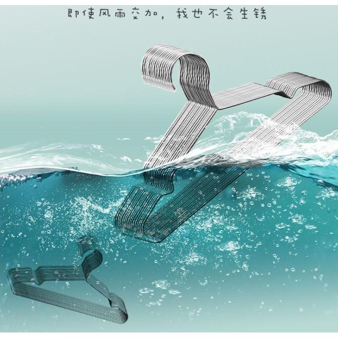 現貨 👶🏻 兒童衣架 32cm 鐵線衣架 不鏽鋼衣架 鐵衣架 小衣架-細節圖3