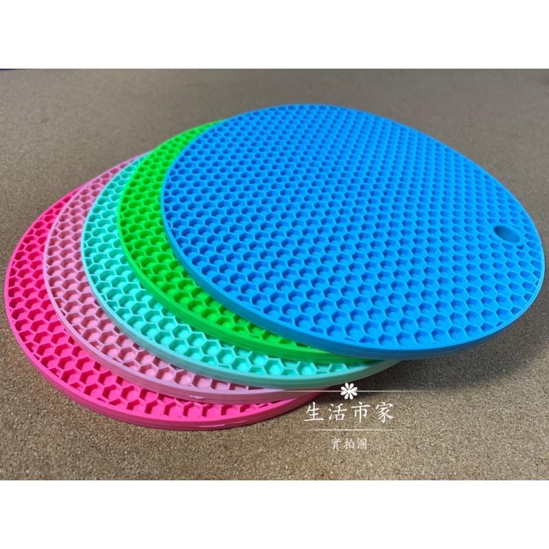 現貨 北歐矽膠隔熱墊 18cm 柔軟矽膠 隔熱墊 矽膠墊 矽膠隔熱墊 矽膠鍋墊 鍋墊 湯鍋墊-細節圖6