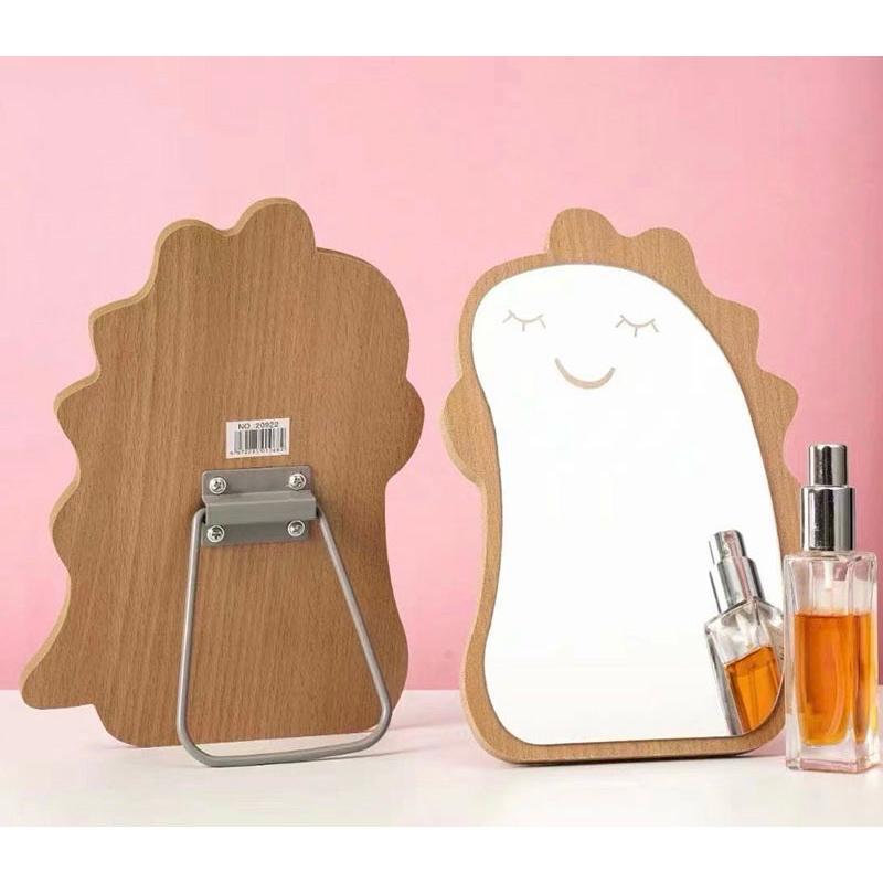 現貨 木紋 萌熊 / 恐龍 兩款 木質化妝鏡 桌上鏡 化妝鏡 美妝鏡 桌面鏡子 可愛木鏡 木質桌上鏡 造型鏡 鏡子 木鏡-細節圖5