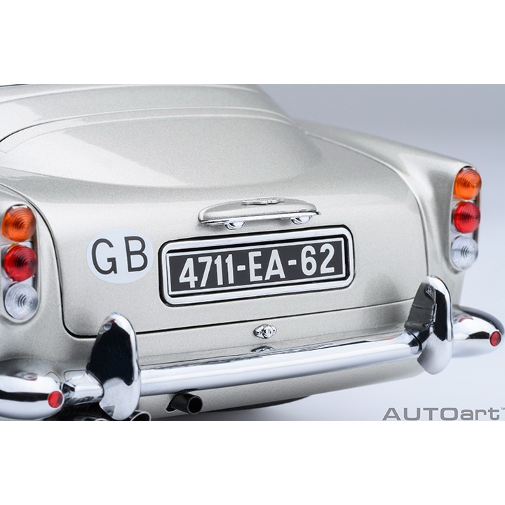 【高雄天利鄭姐】AUTOart 1/18 70296 1/18 ASTON MARTIN DB5 模型車-細節圖8